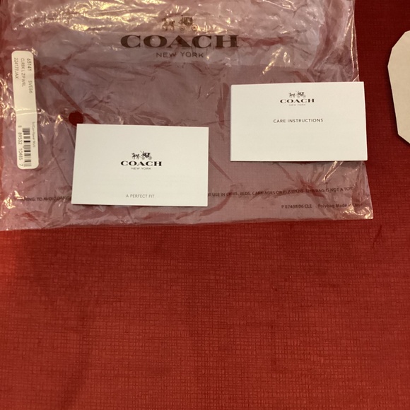 NWT Coach light blue and cornflower Wristlet - Picture 9 of 10